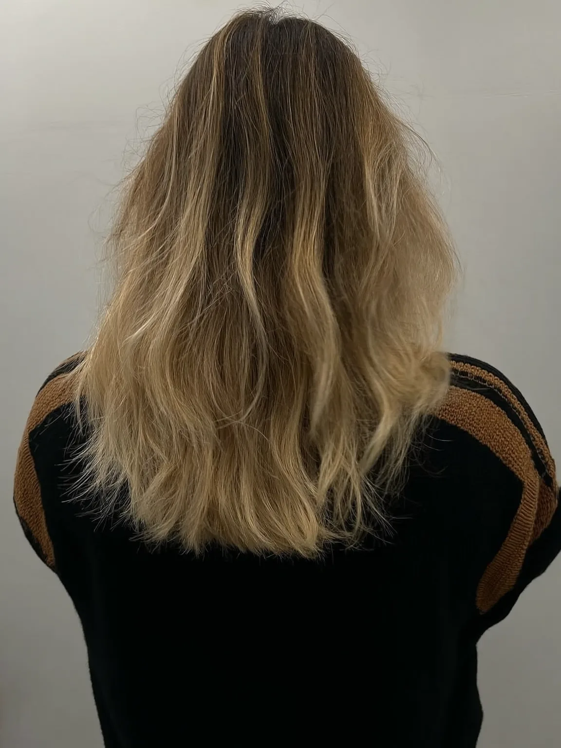 Medium Sandy Blonde Layers with Dark Roots
